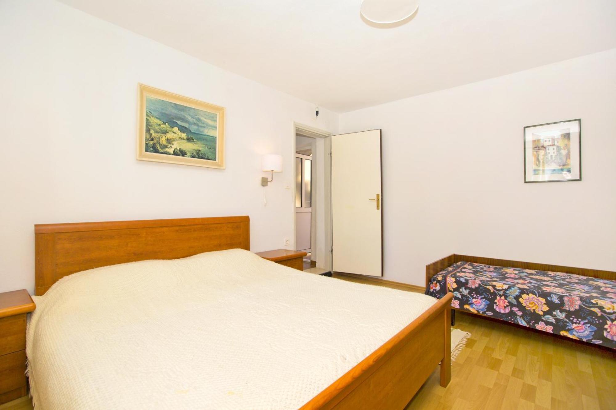 Seaside Secluded Apartments Cove Tvrdni Dolac, Hvar - 4008 Gdinj Номер фото